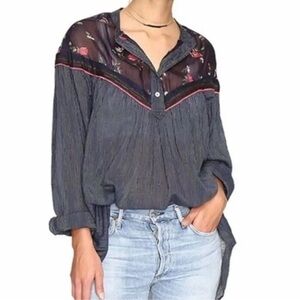 Free People Hearts & colors bohemian blouse size small 100% cotton